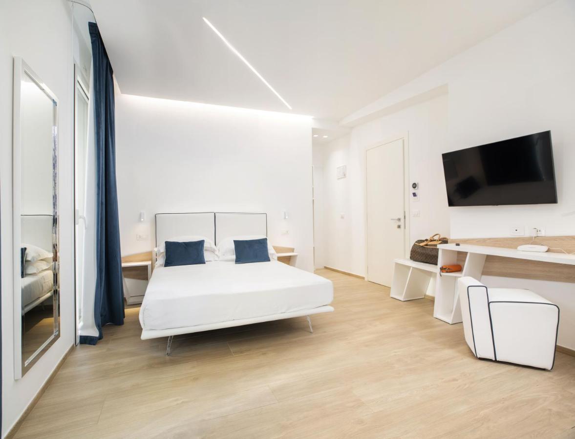 One Design Hotel Rimini Exterior photo